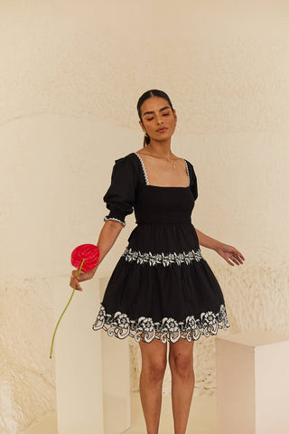 Falguni short dress