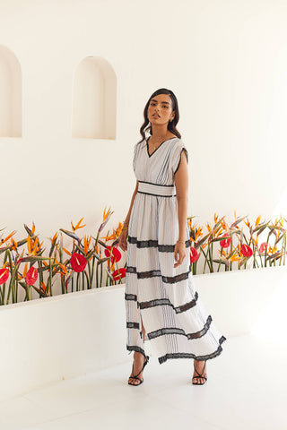 Jiya Maxi dress