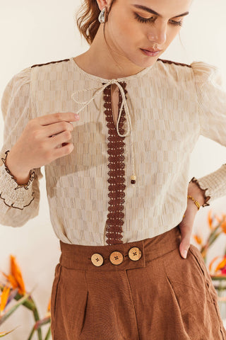Dharini top