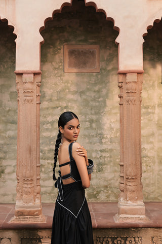 Noir maxi dress